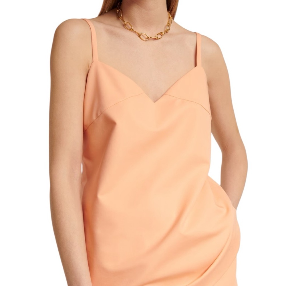 MAX MARA NWT
Austria cotton and gabardine nude/peach camisole in Sz 40 US 6